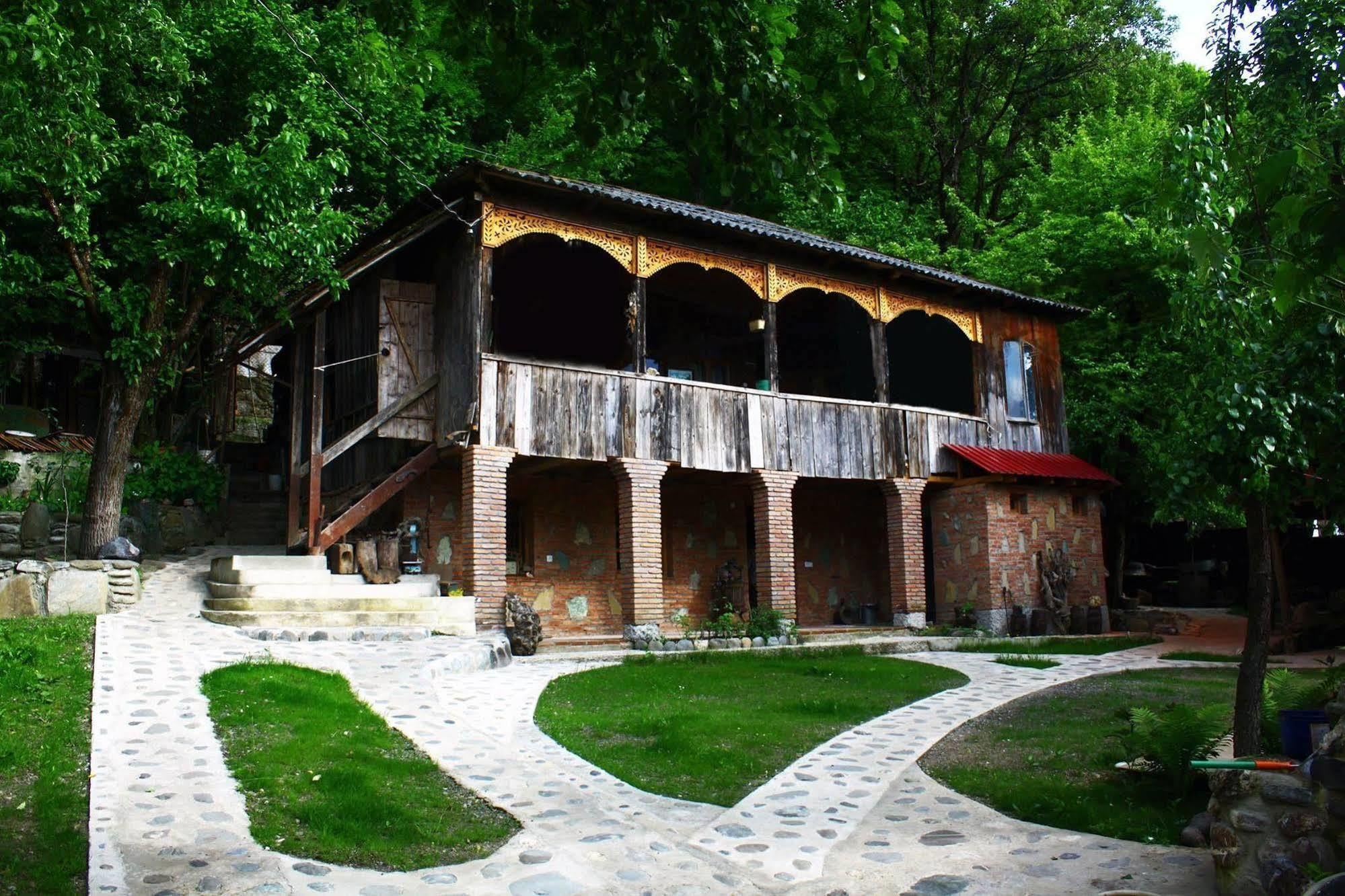 Guest House Gallery Oni Exteriér fotografie